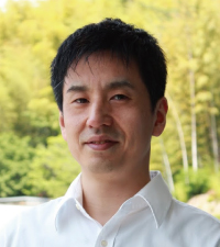 平井 啓 氏